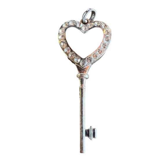 Silver Key To My Heart Pendant Necklace Charm - Picture 1 of 12